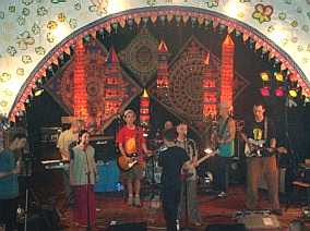 Wi�cej zdj�� Village of Peace